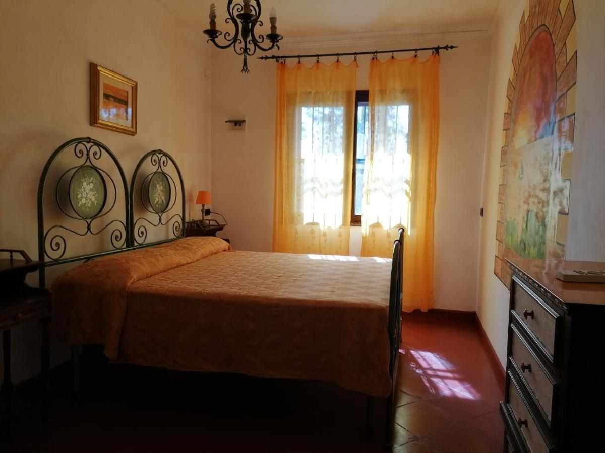 Stanais Villa Tortolì Buitenkant foto