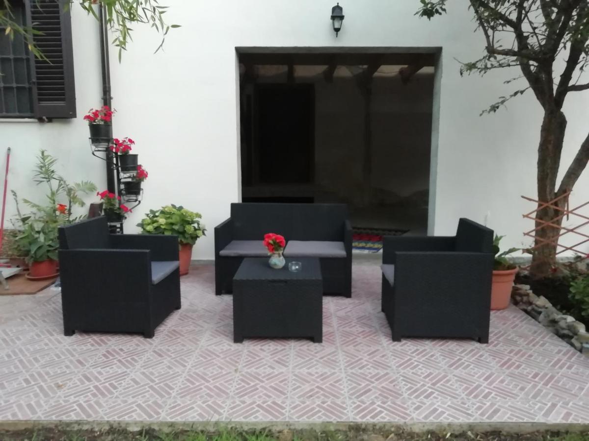 Stanais Villa Tortolì Buitenkant foto