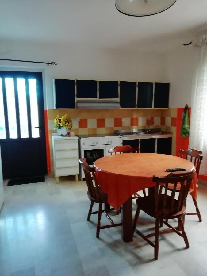 Stanais Villa Tortolì Buitenkant foto