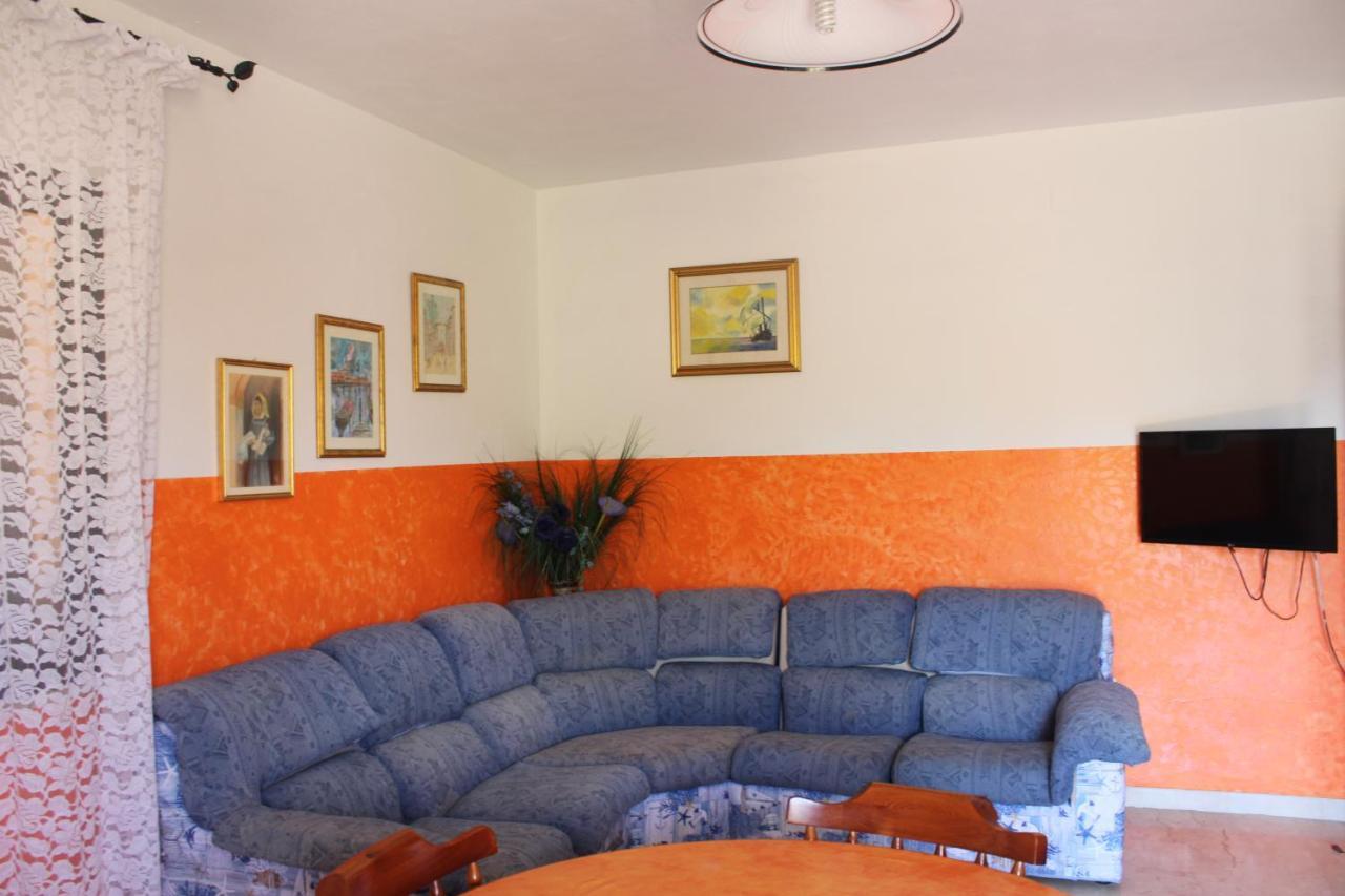 Stanais Villa Tortolì Buitenkant foto