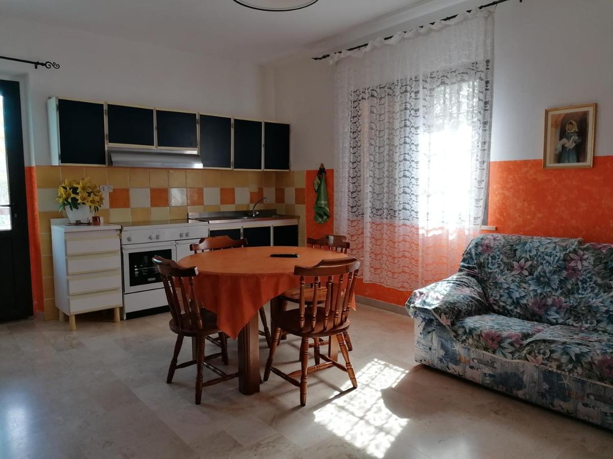 Stanais Villa Tortolì Buitenkant foto