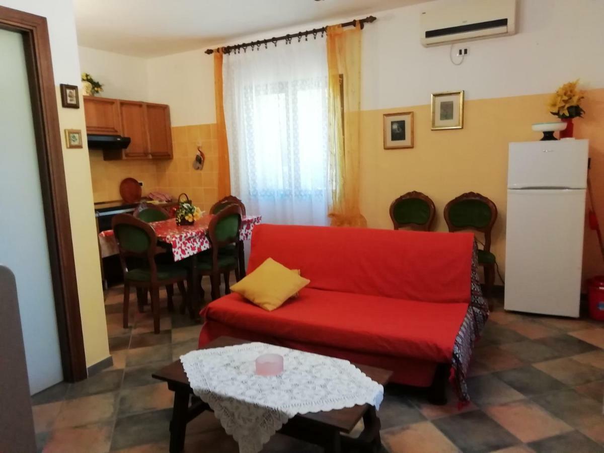 Stanais Villa Tortolì Buitenkant foto